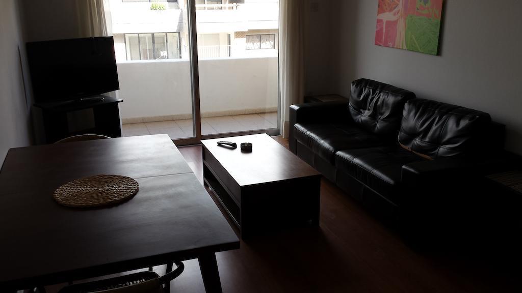 Francis Apartments Larnaca Pokoj fotografie